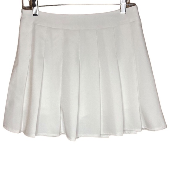 Fashion & Dyt Pants - Fashion & Dyt | White Pleated Tennis Skort L
